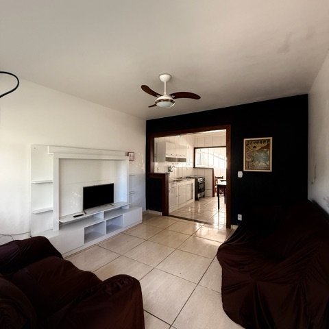 Casa com 1800m² 2 quartos e 2 banheiros, à venda, no bairro Braga em Cabo Frio