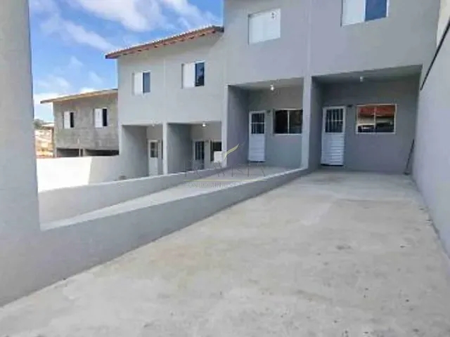 Casa com 86m² 2 quartos e 3 banheiros, à venda, no bairro Aparecida em Bragança Paulista
