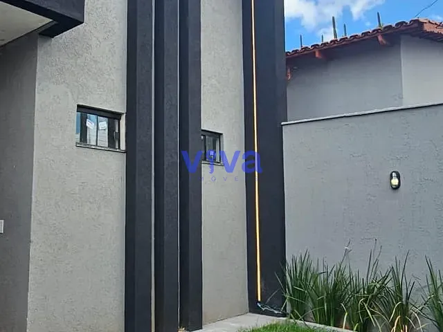 Casa com 180m² 3 quartos e 3 banheiros, à venda, no bairro Jardim das Acácias em Aparecida de Goiânia