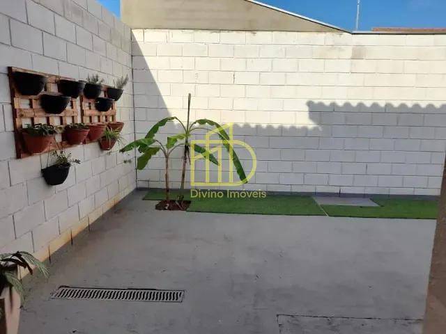 Casa com 100m² 2 quartos e 1 banheiro, à venda, no bairro Jardim Simus em Sorocaba