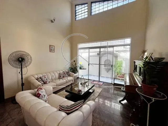 Casa com 392m² 4 quartos e 2 banheiros, à venda, no bairro Ribeirânia em Ribeirão Preto