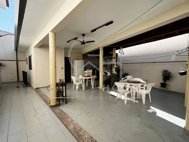 Casa com 392m² 4 quartos e 2 banheiros, à venda, no bairro Ribeirânia em Ribeirão Preto
