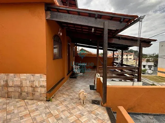 Casa 4 quartos e 5 banheiros, à venda, no bairro Horto em Belo Horizonte