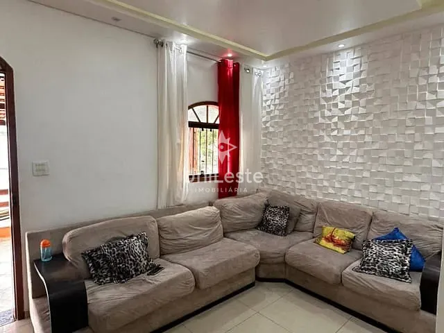 Casa 4 quartos e 5 banheiros, à venda, no bairro Horto em Belo Horizonte