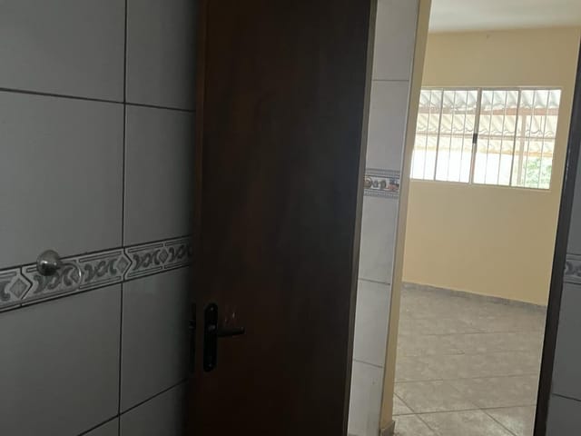 Casa com 250m² 4 quartos e 2 banheiros, à venda, no bairro Jardim Nova Esperança em Campinas