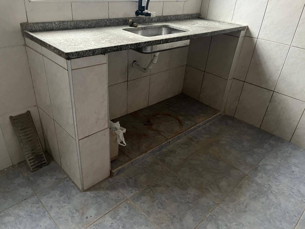 Casa à venda com 4 quartos, 200m² - Foto 47