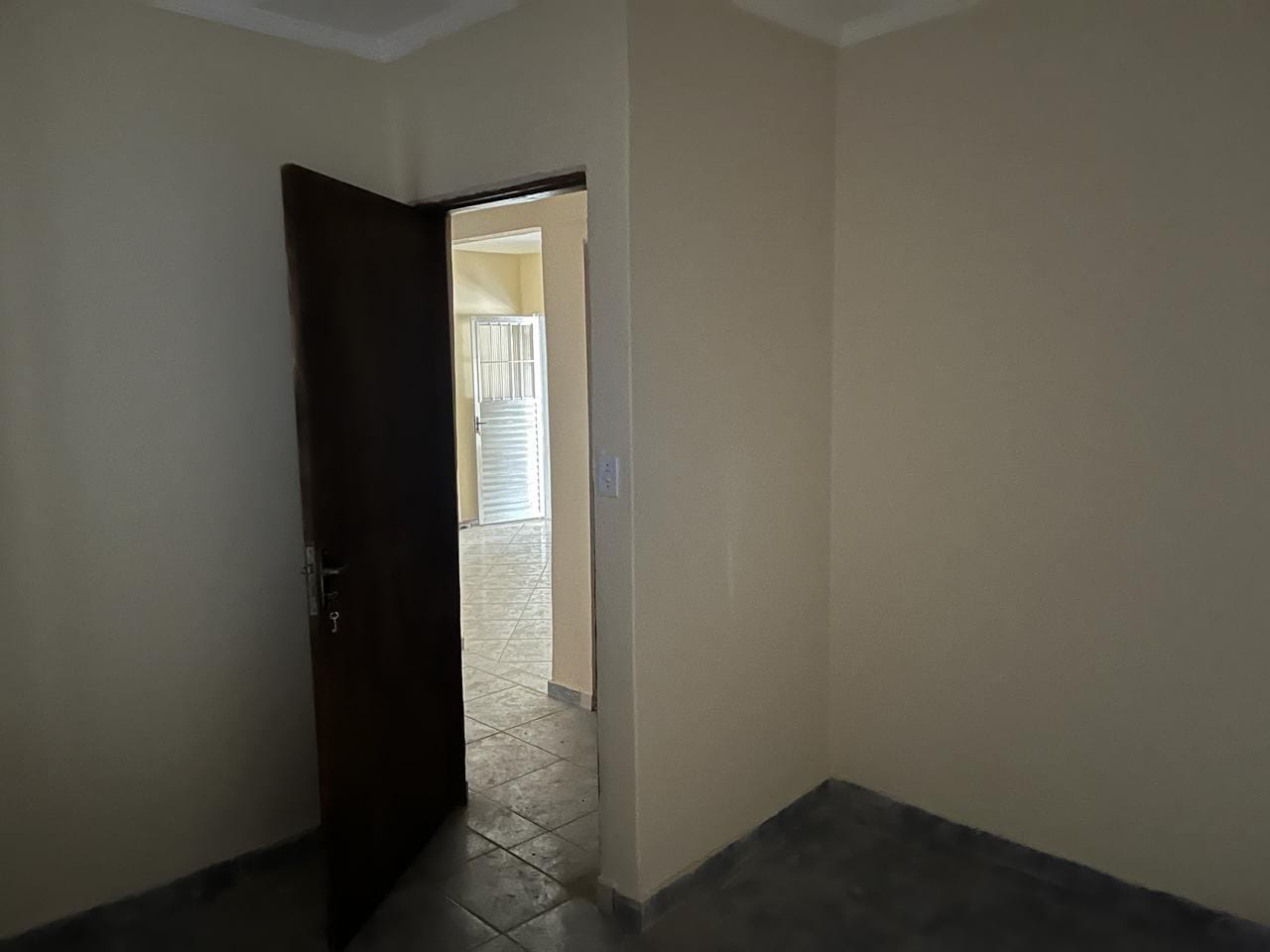 Casa à venda com 4 quartos, 200m² - Foto 9
