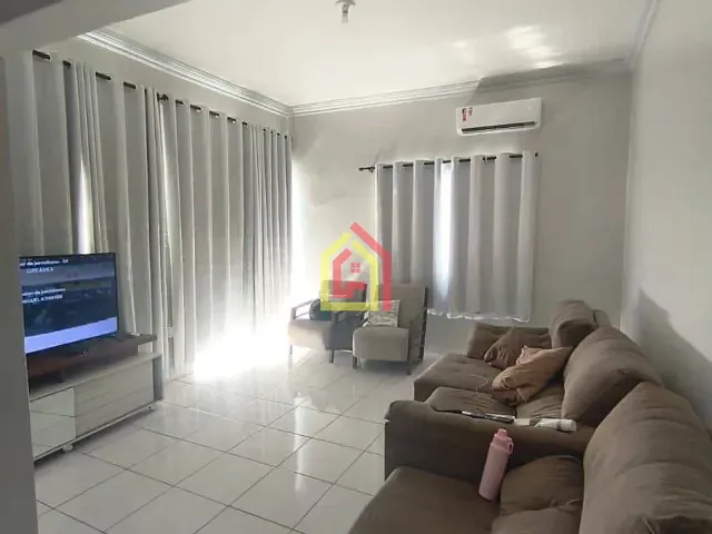 Casa 5 quartos e 3 banheiros, à venda ou para alugar, no bairro Cidade Nova em Marabá