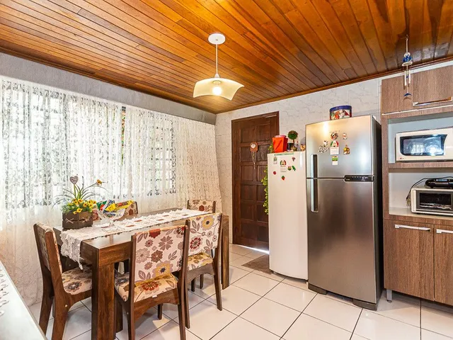 Casa com 600m² 3 quartos e 3 banheiros, à venda, no bairro Mossunguê em Curitiba