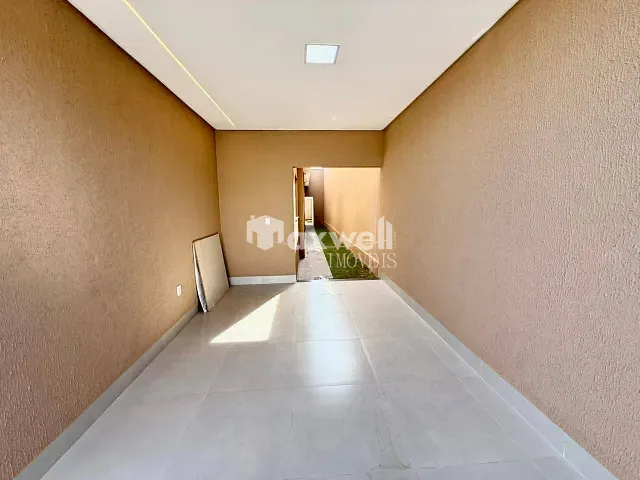 Casa com 206m² 3 quartos e 3 banheiros, à venda, no bairro Vila Oliveira em Aparecida de Goiânia