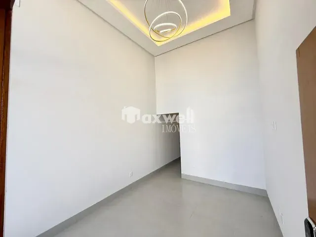 Casa com 206m² 3 quartos e 3 banheiros, à venda, no bairro Vila Oliveira em Aparecida de Goiânia