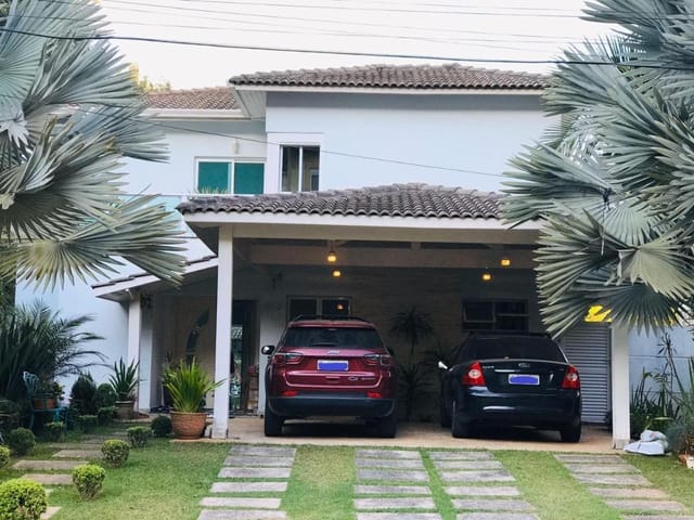 Casa com 383m² 4 quartos e 5 banheiros, à venda, no bairro Vila Appia Antica em Carapicuíba