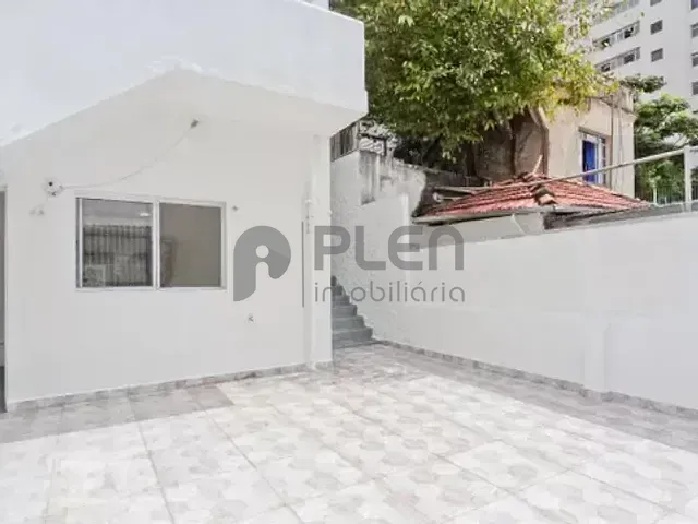 Casa 2 quartos e 2 banheiros, à venda, no bairro Santana em São Paulo