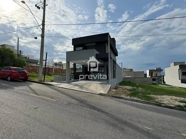 Casa com 150m² 3 quartos e 3 banheiros, à venda, no bairro Morada dos Nobres em Taubaté