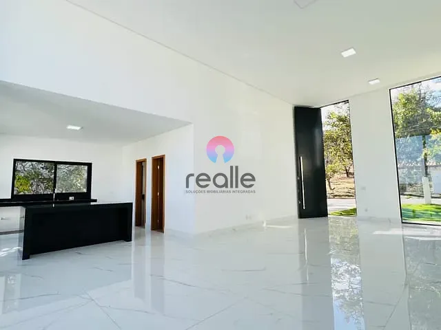 Casa com 1000m² 4 quartos e 4 banheiros, à venda, no bairro Jardins da Lagoa em Não informado