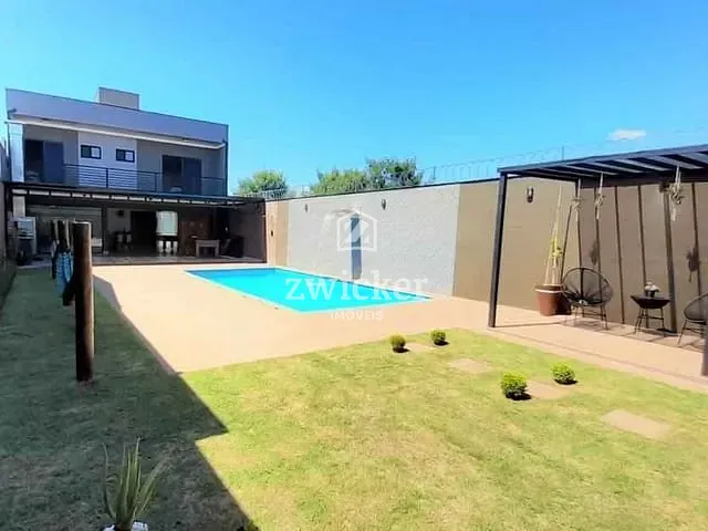 Casa com 300m² 2 quartos e 3 banheiros, à venda, no bairro Jardim Petrópolis em Bauru