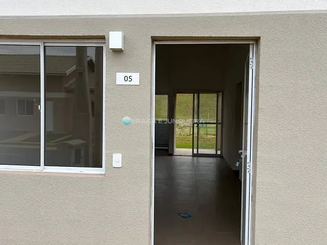 Casa com 150m² 3 quartos e 2 banheiros, à venda, no bairro Jardins Versalhes em Bady Bassitt