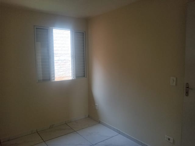 Casa com 425m² 2 quartos e 1 banheiro, à venda, no bairro Ronda em Ponta Grossa