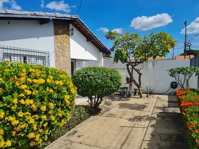 Casa com 267m² 3 quartos e 1 banheiro, à venda, no bairro Aeroporto em Teresina