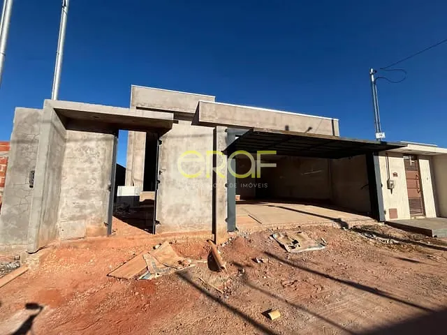 Casa 3 quartos e 2 banheiros, à venda, no bairro Setor de Chácaras Sul em Formosa