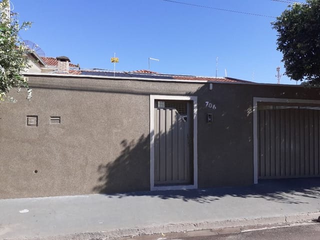 Casa com 250m² 3 quartos e 2 banheiros, à venda, no bairro Colinas Park Residencial em Birigüi