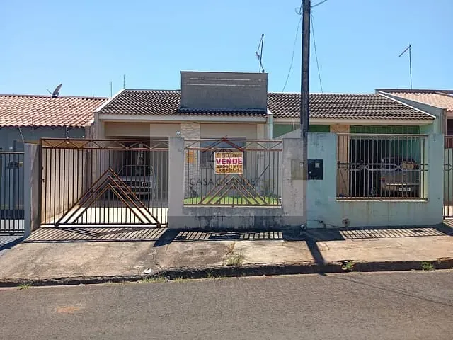 Casa 2 quartos e 1 banheiro, à venda, no bairro Cidade Verde em Rolândia
