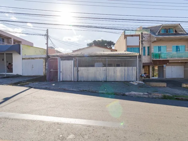 Casa com 200m² 5 quartos e 3 banheiros, à venda, no bairro Cidade Industrial em Curitiba