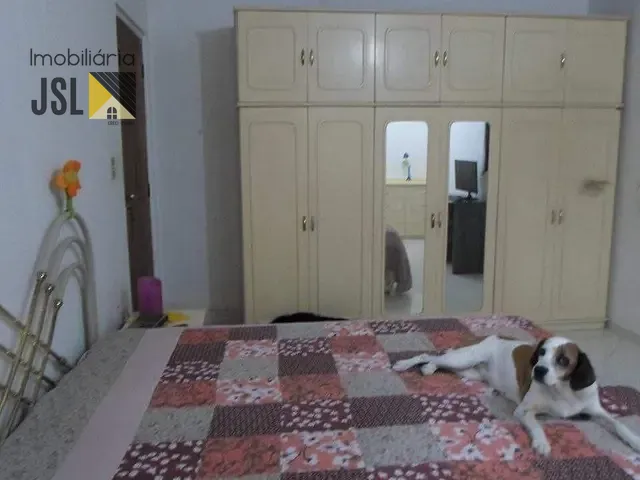 Casa com 250m² 3 quartos e 2 banheiros, à venda, no bairro Village das Flores em Caçapava