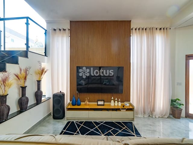 Casa com 170m² 3 quartos e 3 banheiros, à venda, no bairro Portais (Polvilho) em Cajamar