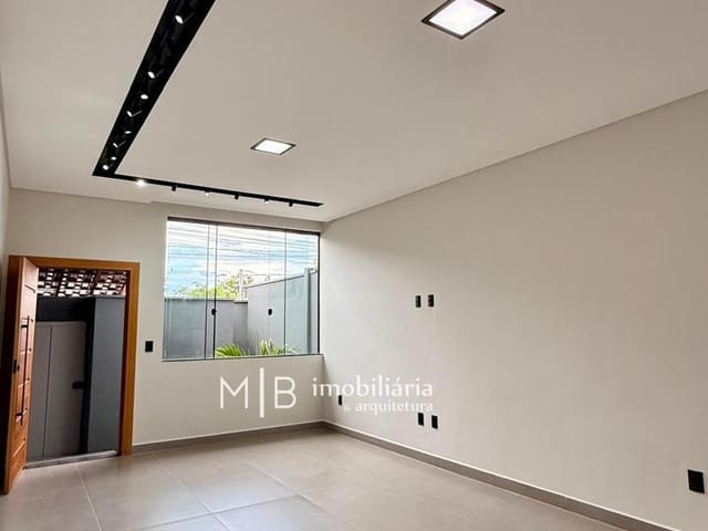 Casa com 200m² 3 quartos e 2 banheiros, à venda, no bairro Jardim Campestre em Lavras