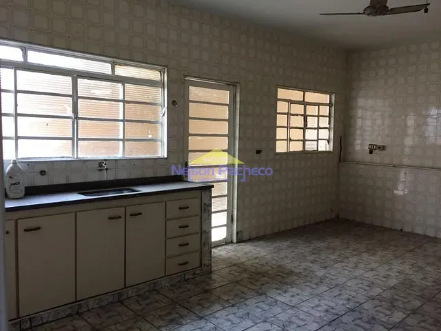 Casa com 225m² 3 quartos e 2 banheiros, à venda, no bairro Pitangueiras em Capivari