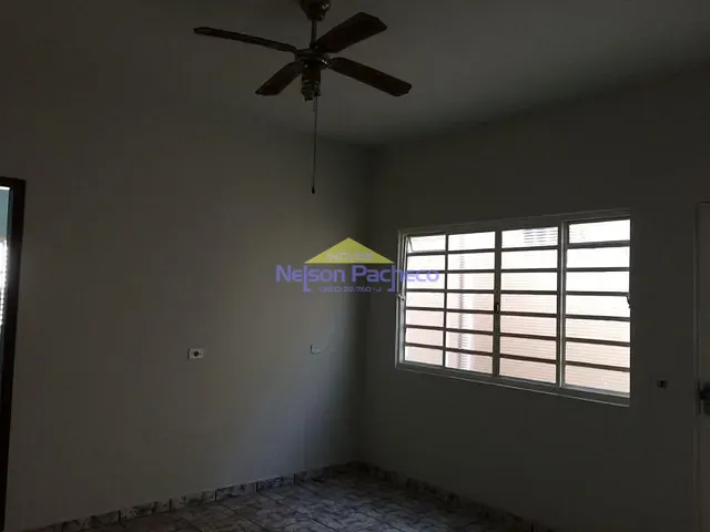 Casa com 225m² 3 quartos e 2 banheiros, à venda, no bairro Pitangueiras em Capivari