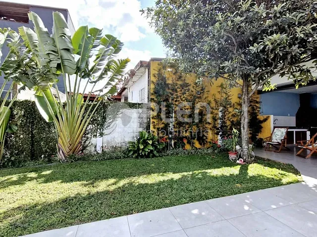 Casa com 400m² 3 quartos e 4 banheiros, à venda, no bairro Vila Mazzei em São Paulo