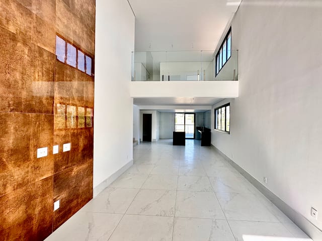 Casa com 386m² 4 quartos e 5 banheiros, à venda, no bairro Portal do Sol em Não informado