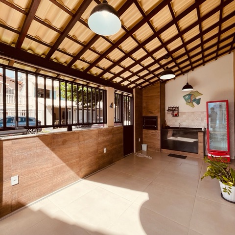 Casa 4 quartos e 2 banheiros, à venda, no bairro Braga em Cabo Frio