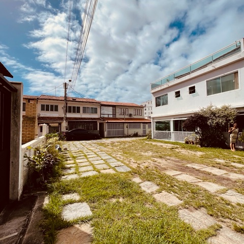 Casa 4 quartos e 2 banheiros, à venda, no bairro Braga em Cabo Frio