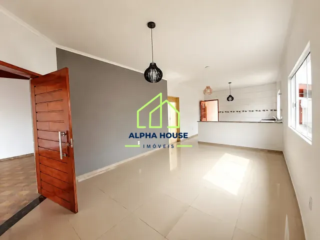 Casa 2 quartos e 2 banheiros, à venda, no bairro Vila Suiça em Pindamonhangaba