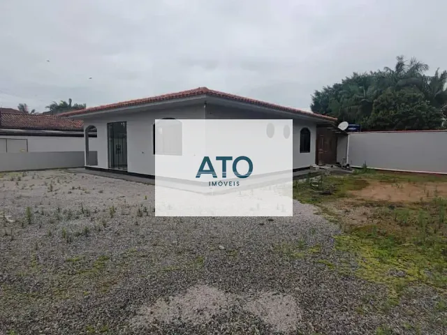 Casa 2 quartos e 2 banheiros, para alugar, no bairro Joáia em Tijucas