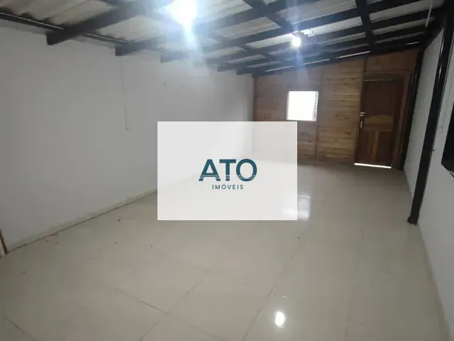 Casa 2 quartos e 2 banheiros, para alugar, no bairro Joáia em Tijucas
