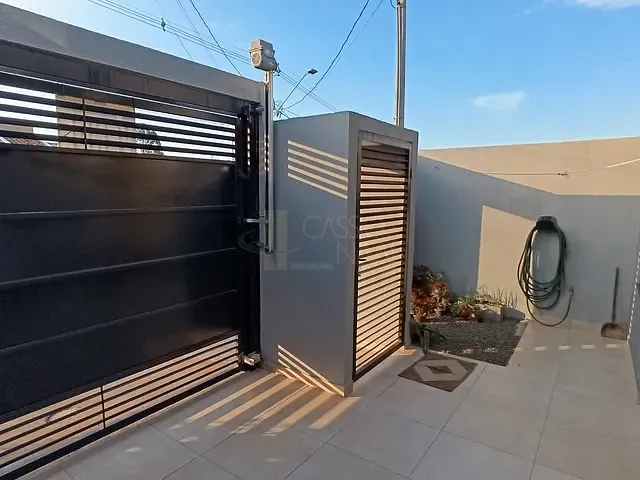 Casa com 150m² 3 quartos e 2 banheiros, à venda, no bairro Jardim Primavera em Apucarana