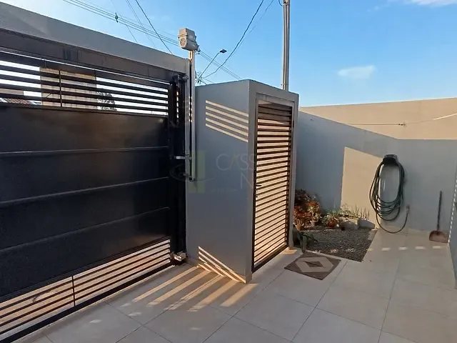 Casa com 150m² 3 quartos e 2 banheiros, à venda, no bairro Jardim Primavera em Apucarana