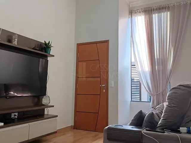 Casa com 150m² 3 quartos e 2 banheiros, à venda, no bairro Jardim Primavera em Apucarana