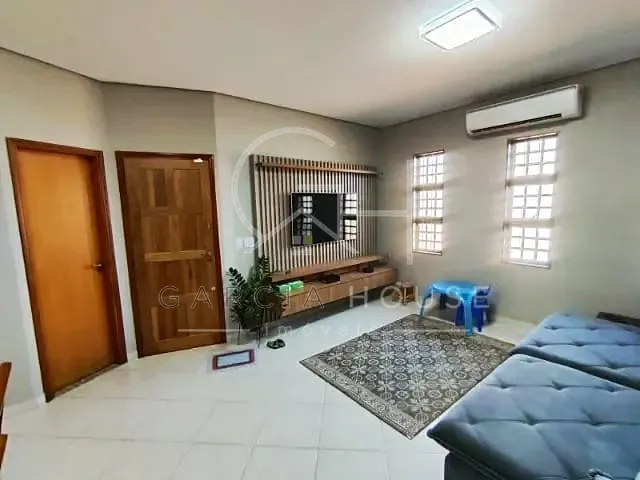 Casa com 347m² 4 quartos e 3 banheiros, à venda, no bairro Jardim Califórnia em Ribeirão Preto