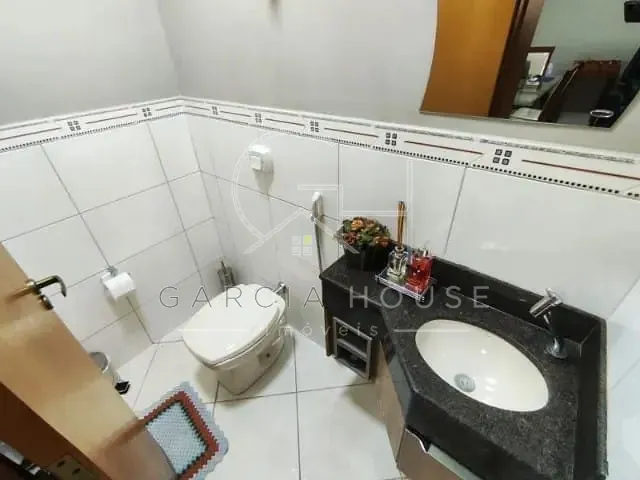 Casa com 347m² 4 quartos e 3 banheiros, à venda, no bairro Jardim Califórnia em Ribeirão Preto