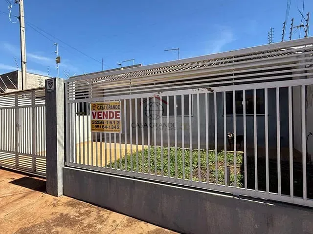 Casa com 150m² 3 quartos e 1 banheiro, à venda, no bairro Vila Oliveira em Rolândia