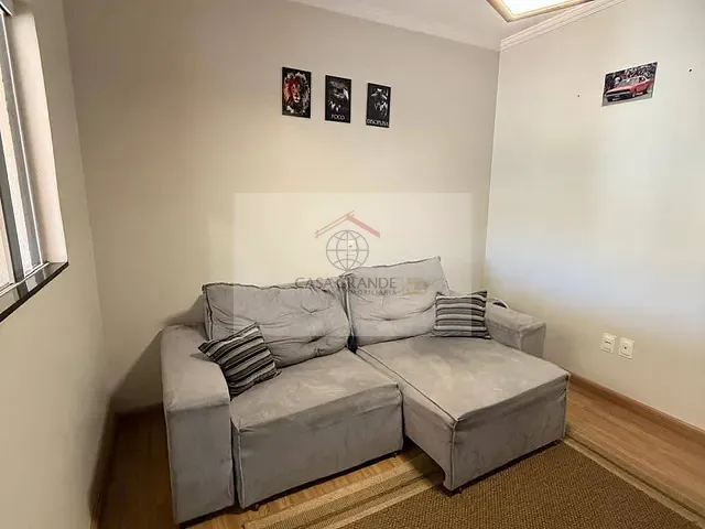 Casa com 150m² 3 quartos e 1 banheiro, à venda, no bairro Vila Oliveira em Rolândia