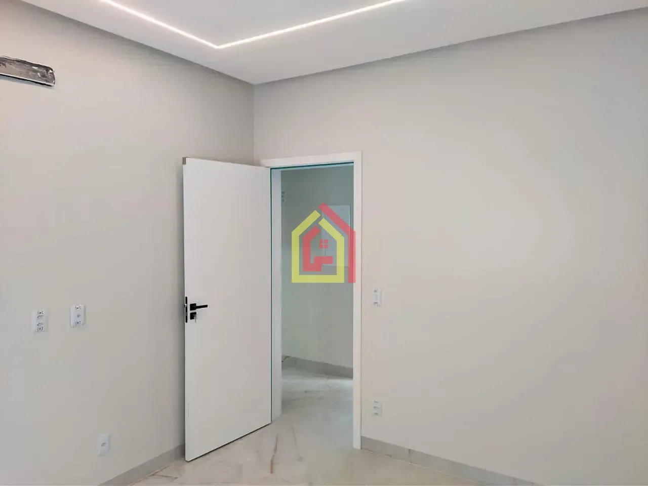 Casa à venda com 3 quartos, 2 suítes, 2 vagas e 157m² no Nova Marabá, Marabá (PA) — foto 8 de 12