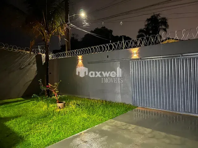 Casa 3 quartos e 2 banheiros, à venda, no bairro Setor Marista Sul em Aparecida de Goiânia