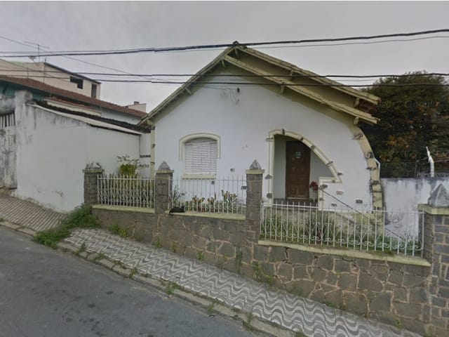 Casa com 500m², à venda, no bairro Centro em Aparecida