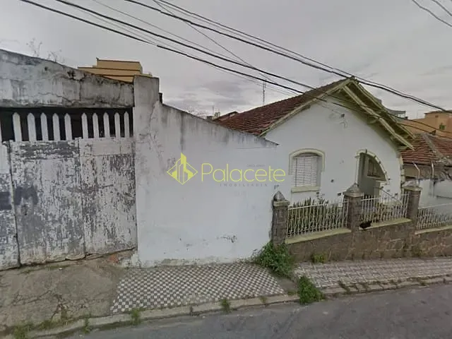 Casa com 500m², à venda, no bairro Centro em Aparecida